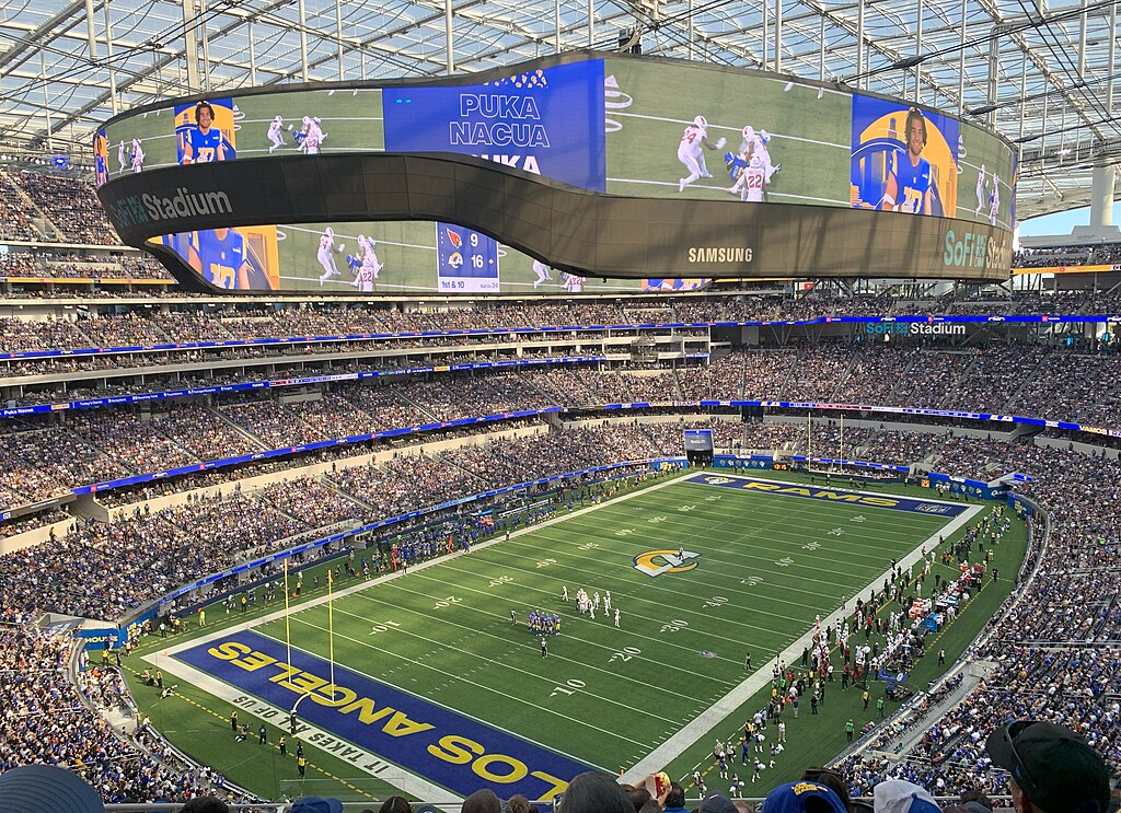 Estádio em dia de partida da NFL