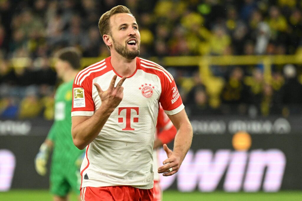 Harry Kane, jogador da Inglaterra, em campo pelo Bayer de Munique