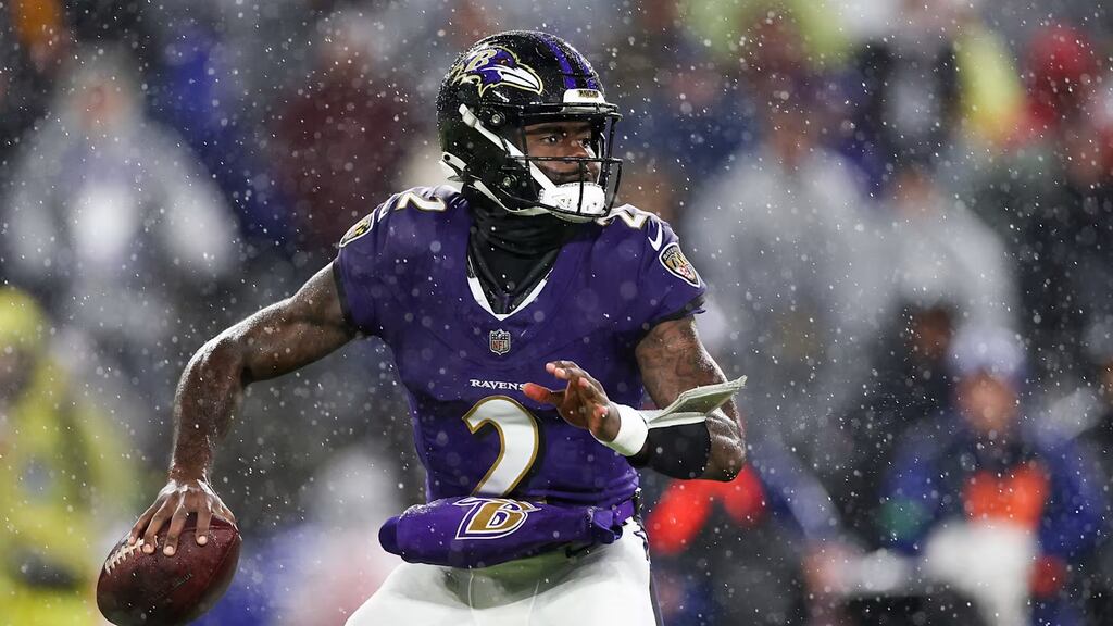 quarterback Tyler Huntley quando disputou os playoffs da nfl pelos ravens