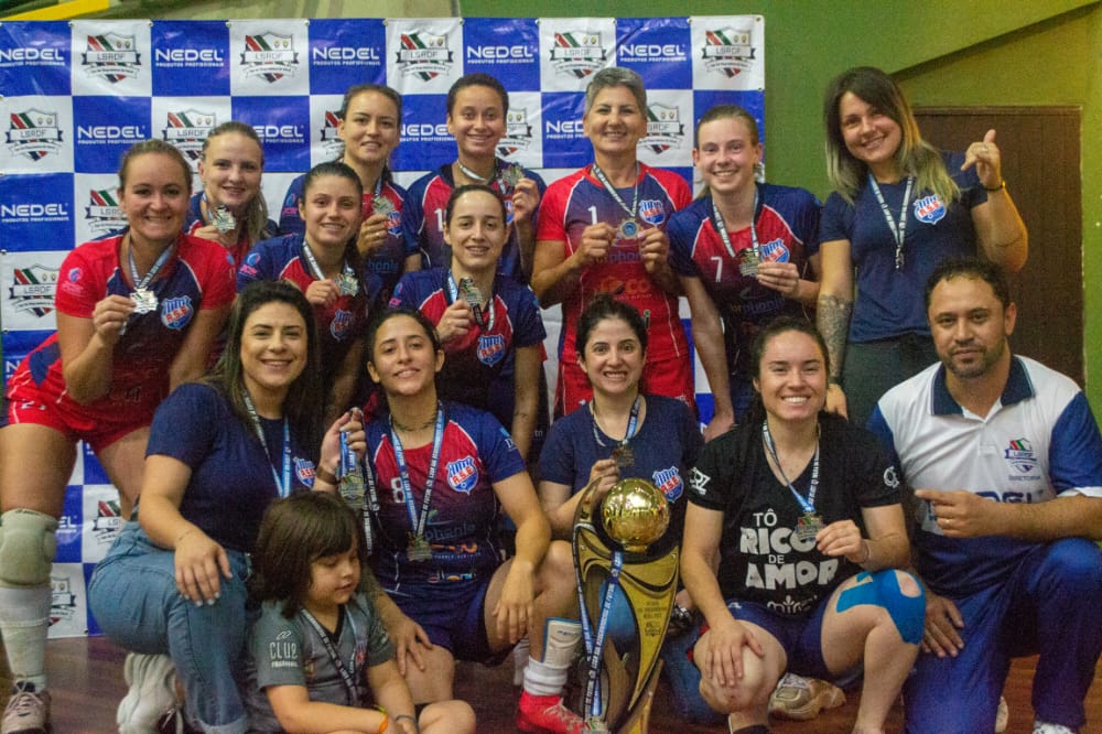 Equipe feminina ASE Futsal em vice-campeonato Sulriograndense