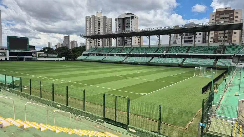 estádio de um time que participa do campeonato goiano 2025