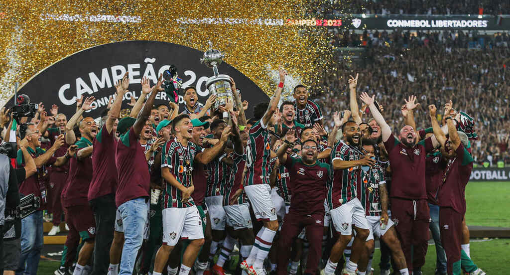 Jogadores do Fluminense comemorando título da Libertadores