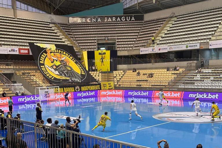 Ginásio Arena Jaraguá em jogo da Supercopa de Futsal