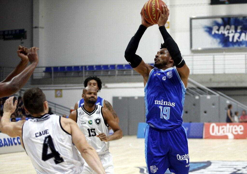 Leandrinho é um dos maiores pontuadores do Minas Tênis Clube, um dos melhores times de basquete do brasil