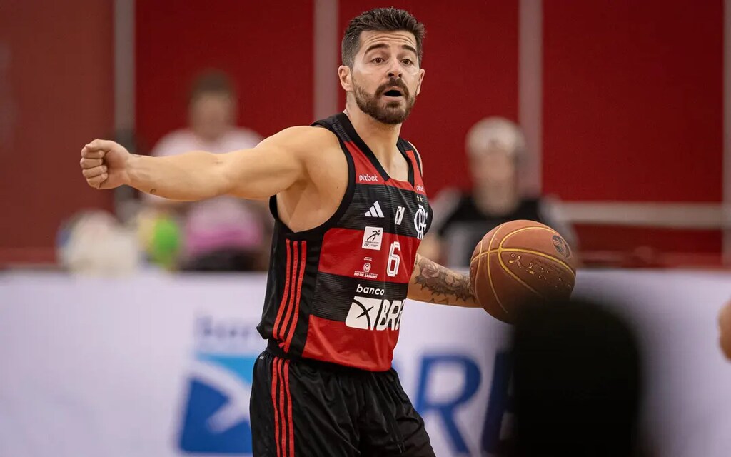 Franco Balbi, armador do Flamengo, que é um dos melhores times de basquete do brasil