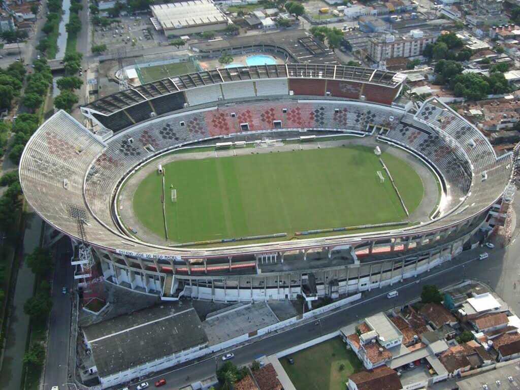 estádio do arrudão visto de cima, que representa a historia do santa cruz