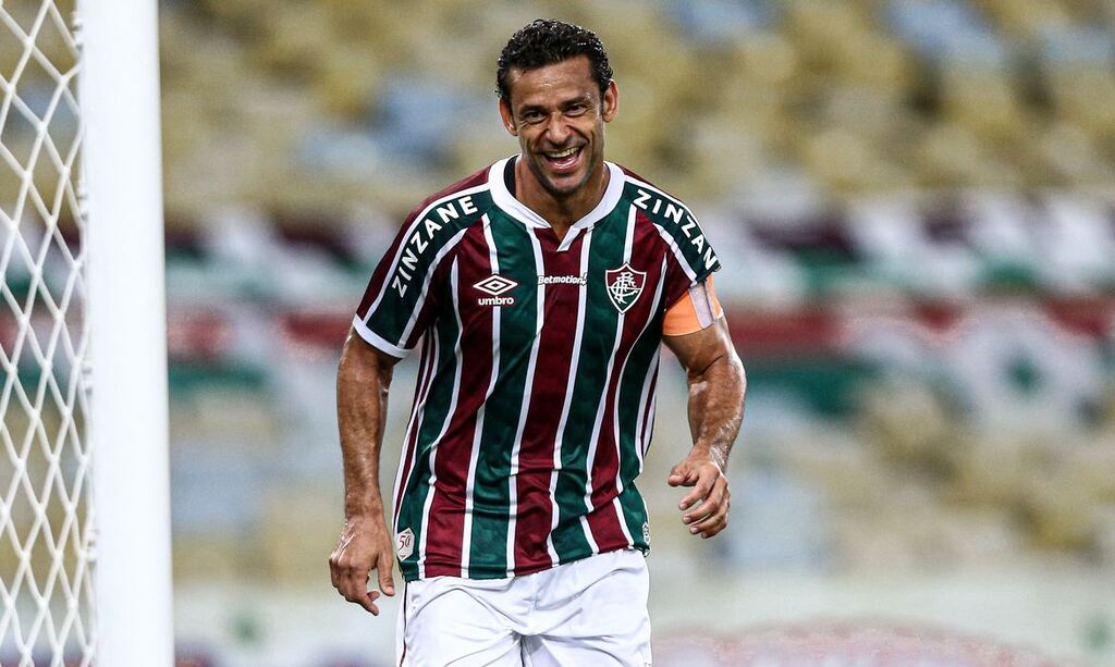 fred, um dos Maiores artilheiros da história da Copa do Brasil, em campo pelo fluminense