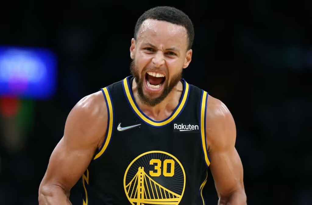 stephen curry, que entende qual a função do armador no basquete, jogando na posição pelos warriors