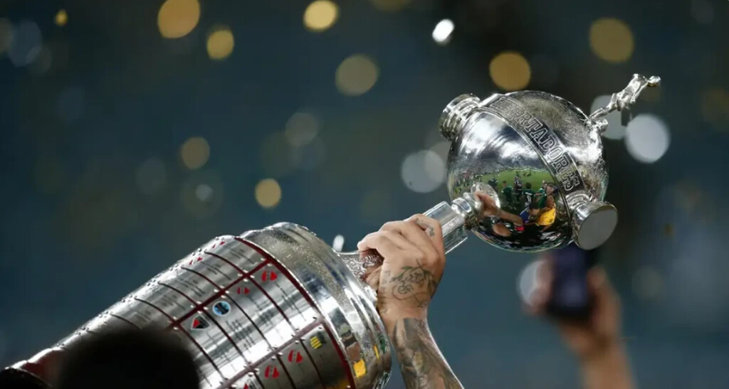 taça da copa libertadores, o campeonato é um bom mercado de aposta wincast