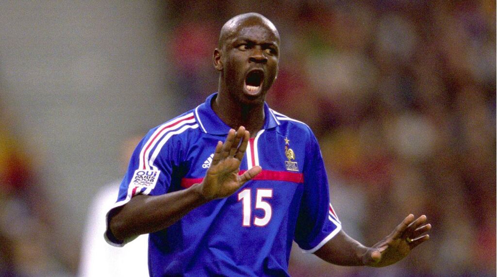 lilian thuram, melhor lateral do mundo, em campo